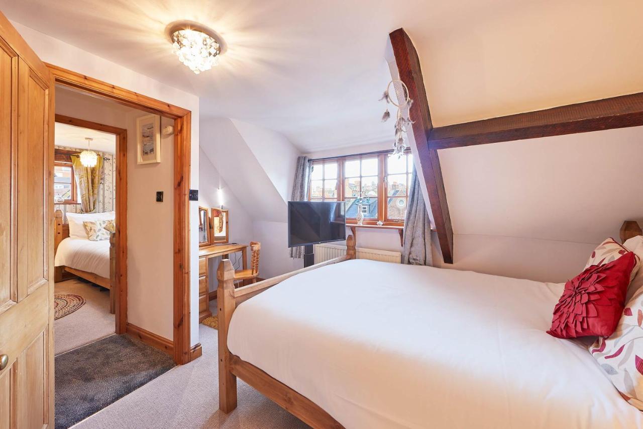 Apartment Host & - Oldcorn Whitby